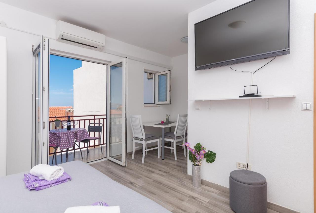 Apartmani Franko Baška Voda المظهر الخارجي الصورة