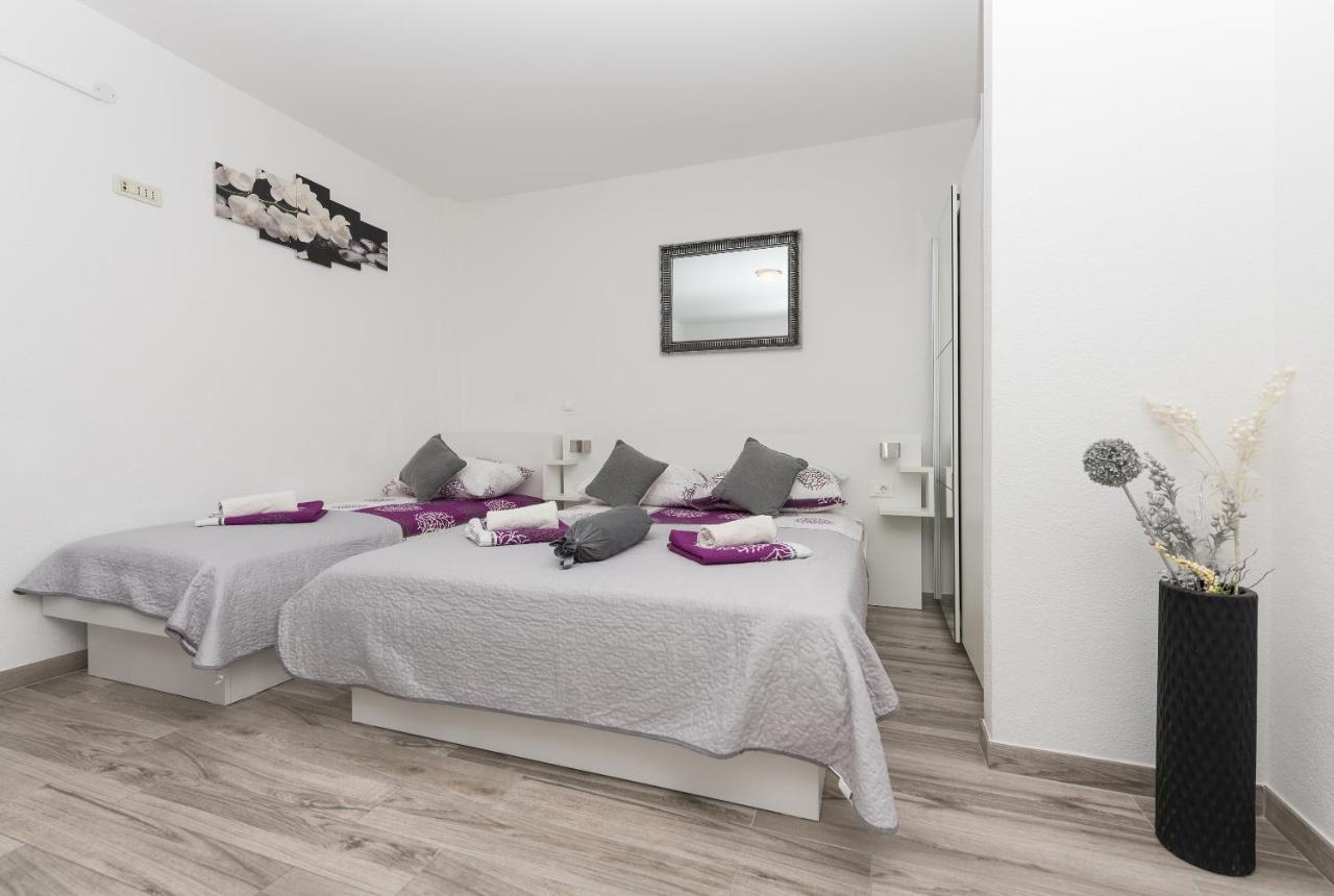 Apartmani Franko Baška Voda المظهر الخارجي الصورة