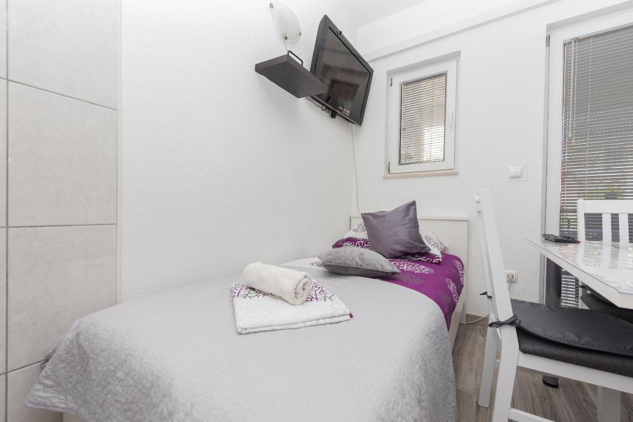 Apartmani Franko Baška Voda المظهر الخارجي الصورة