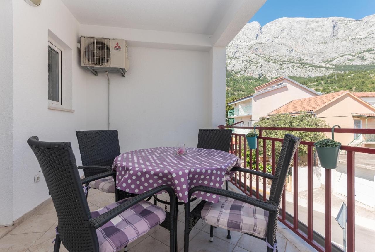 Apartmani Franko Baška Voda المظهر الخارجي الصورة